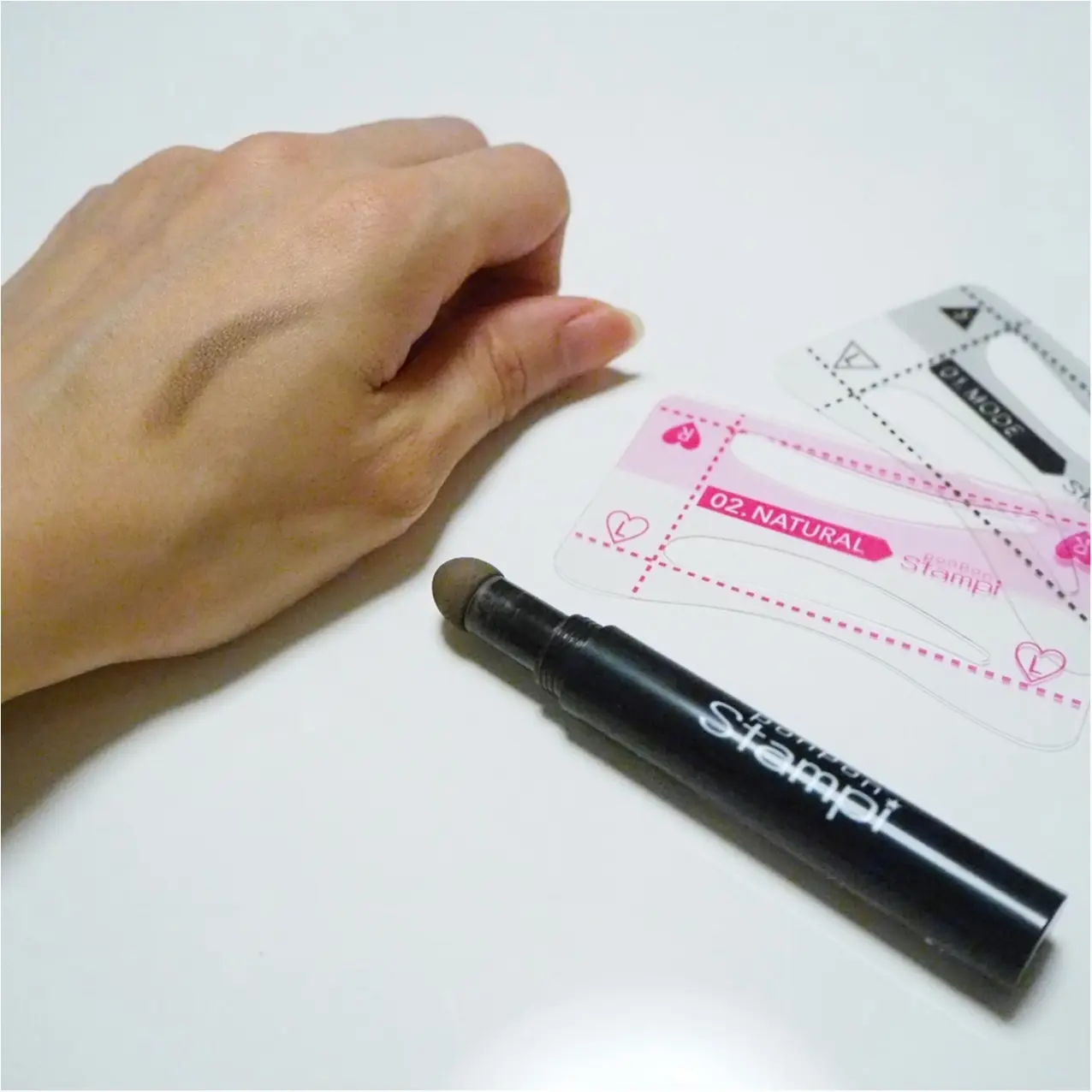イマドキ眉毛はスタンプするだけ!?【ポンポンスタンピ】使ってみた_5