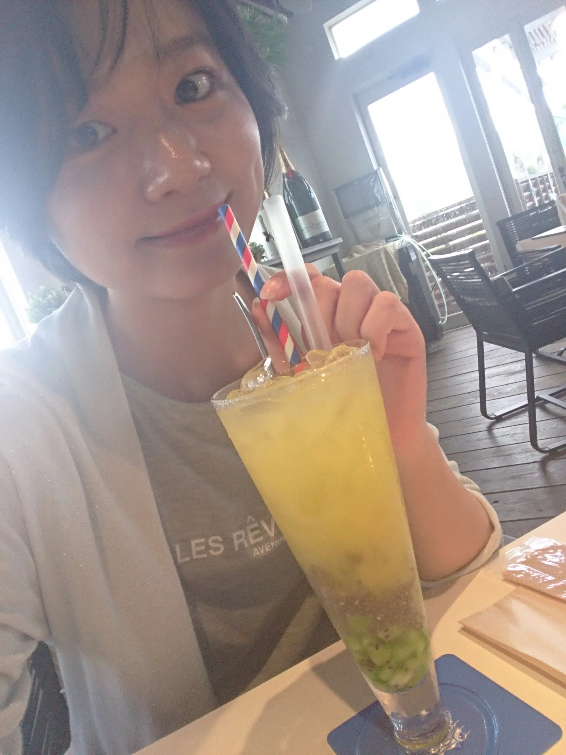 ≪兵庫県・西宮≫夏の「映え」スポットたくさん!海を眺めるプール付きカフェ☆_3