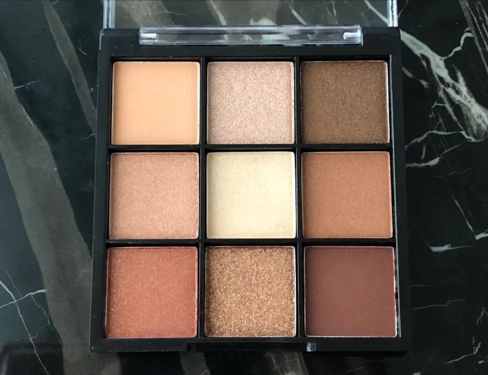【DAISO】【UR GLAM】ラメ感◎見たままがっつり発色!9色捨て色なしのアイシャドウパレット˚✧₊_2