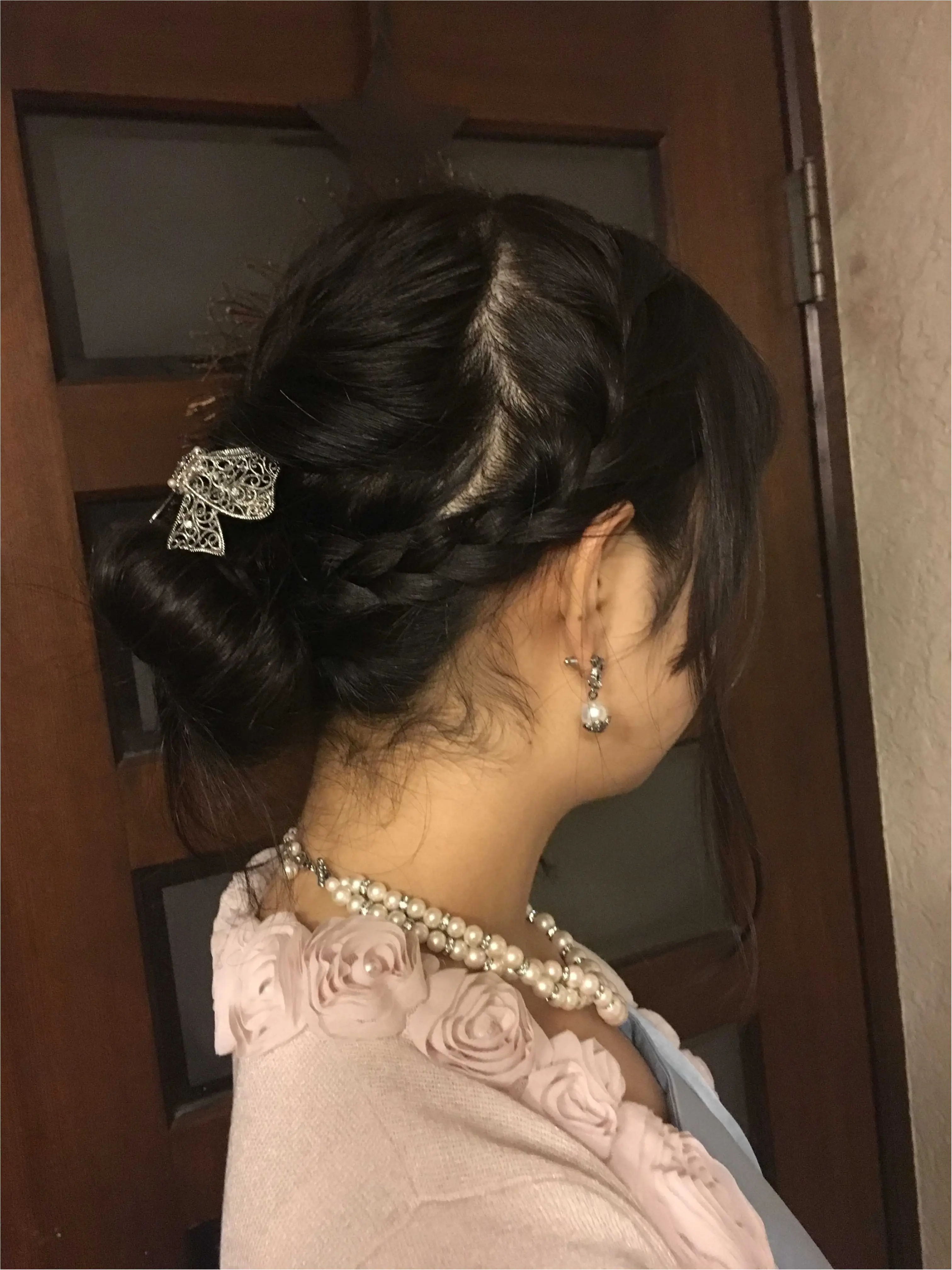 結婚式の2次会へ!セルフヘアアレンジで乗り切る^ ^_3