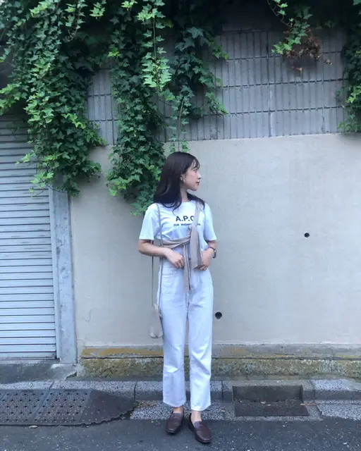 肩掛けコーデ×白コーデ。_1