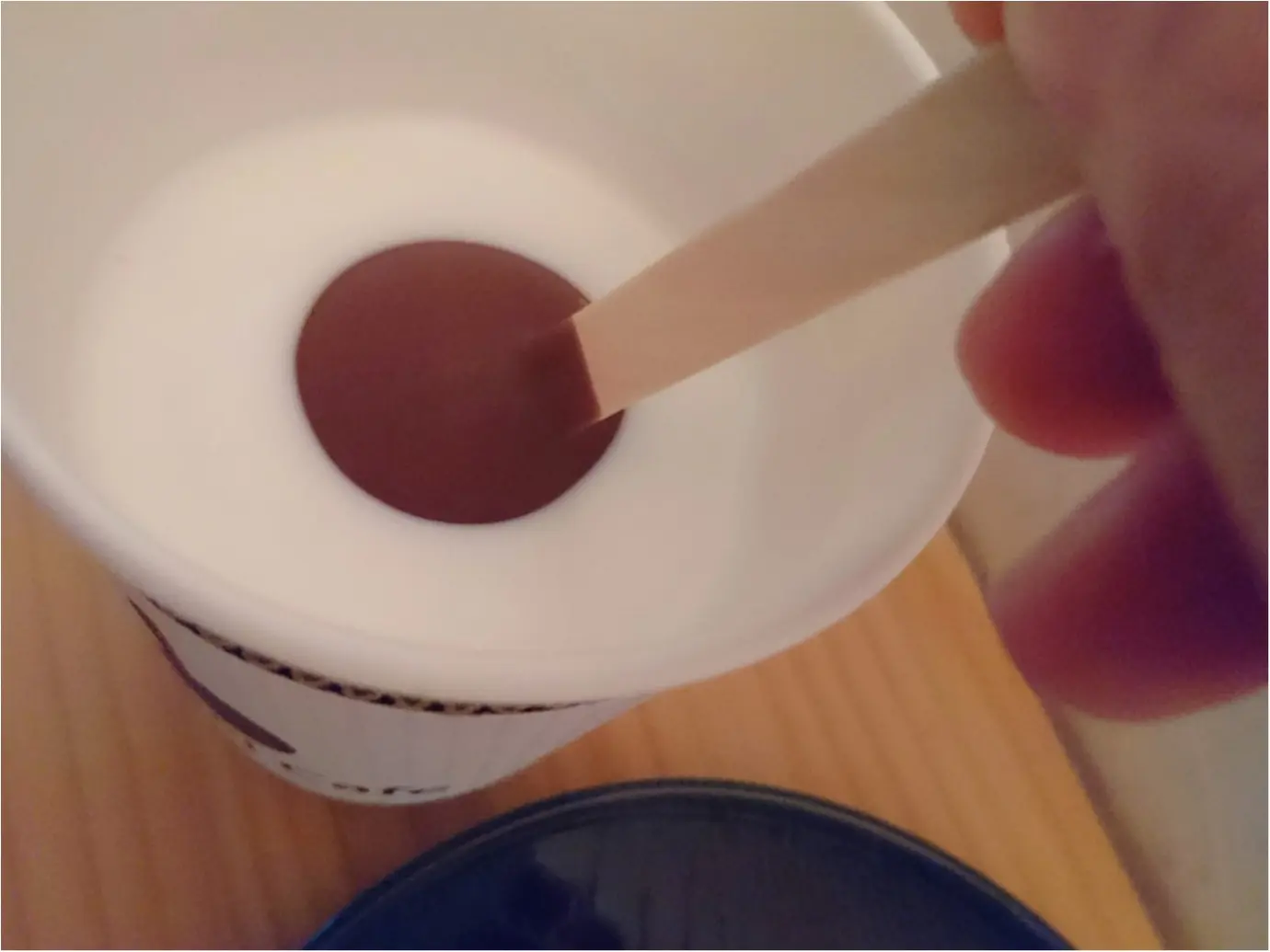 【グルメ】冬の季節にぴったり ◎ 濃厚なチョコレートをホットミルクに溶かして食べる、新感覚スイーツ『ホットスティックチョコレート』@鎌倉_6