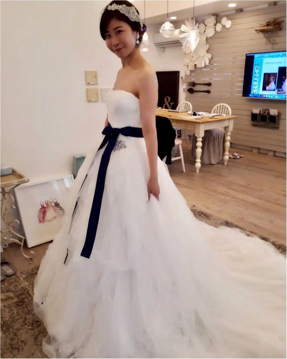 卒花さんに聞く【ドレス特集】- 結婚式・二次会におすすめ! プレ花嫁さんに人気のおしゃれなウェディングドレスは?_21