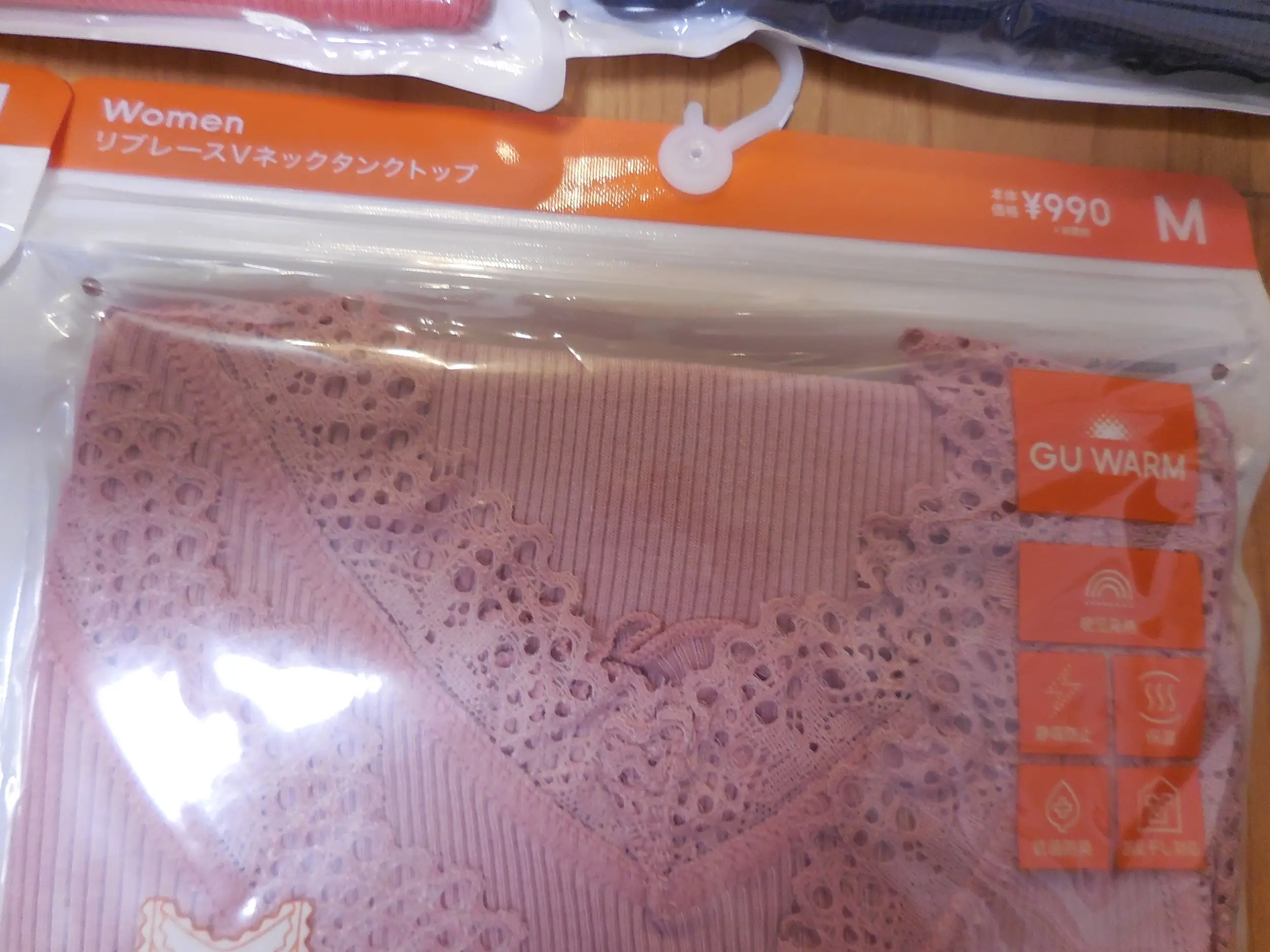 【GU】レースタンクトップをまとめ買い_2