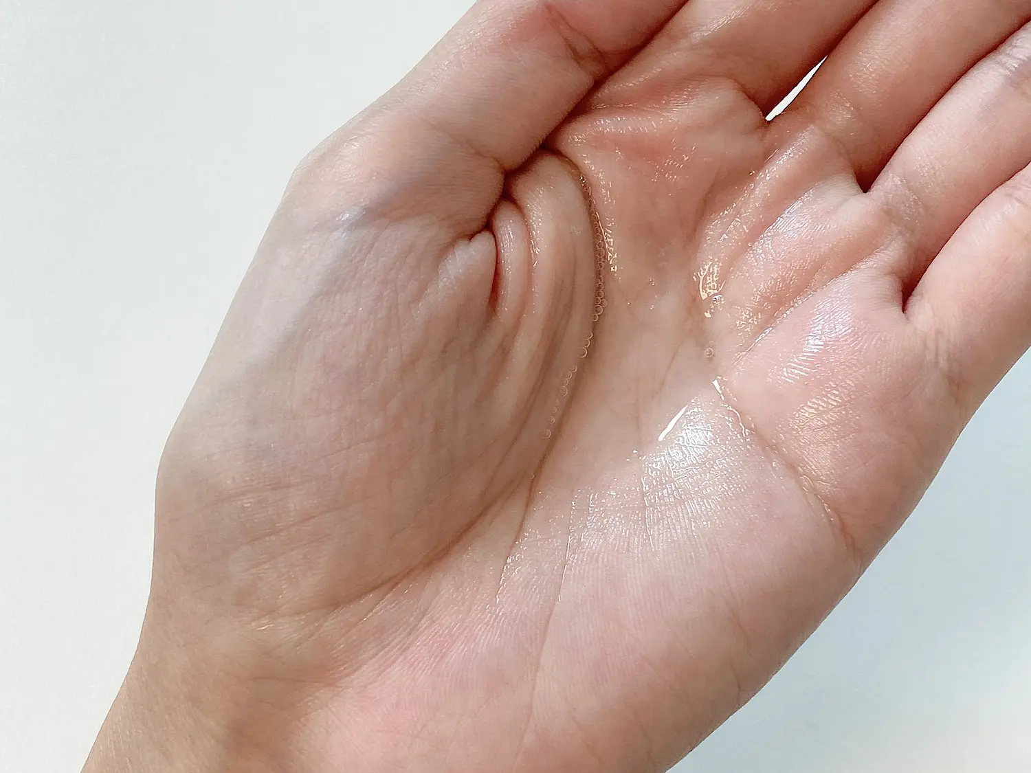 『Healing Bird』の洗い流さないヘアトリートメントは髪のための美容成分がたっぷりで甘い香りに気分も上がる!