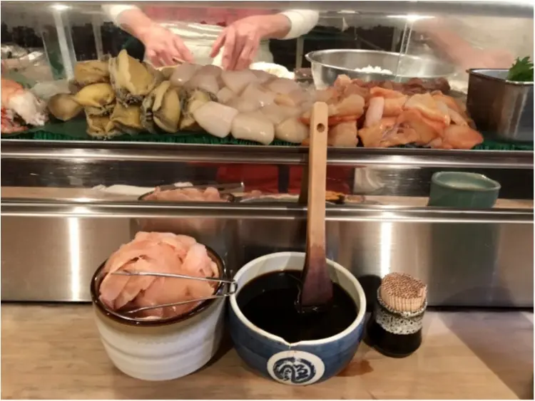 中央卸売市場の行列ができるお寿司屋さんで、朝カフェならぬ《朝寿司》してきました!_2