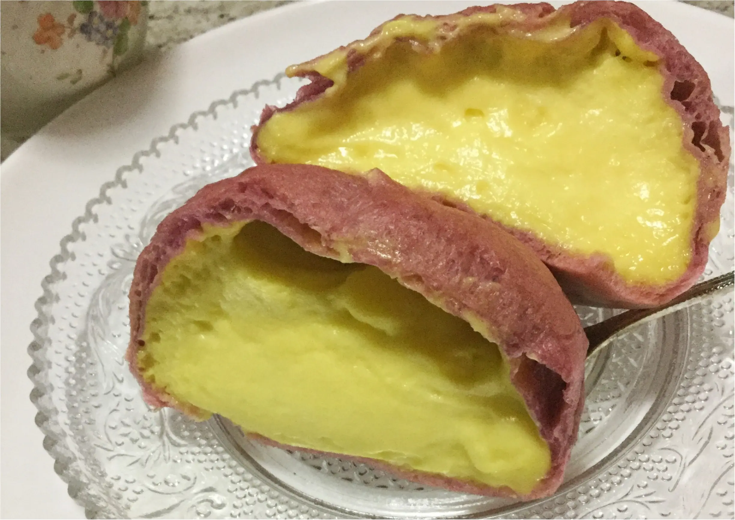 【秋スイーツ】秋といえばサツマイモ!セブンイレブンから発売されたお芋シュークリーム《宮崎紅のさつまいもこ》にハマり中❤️_5