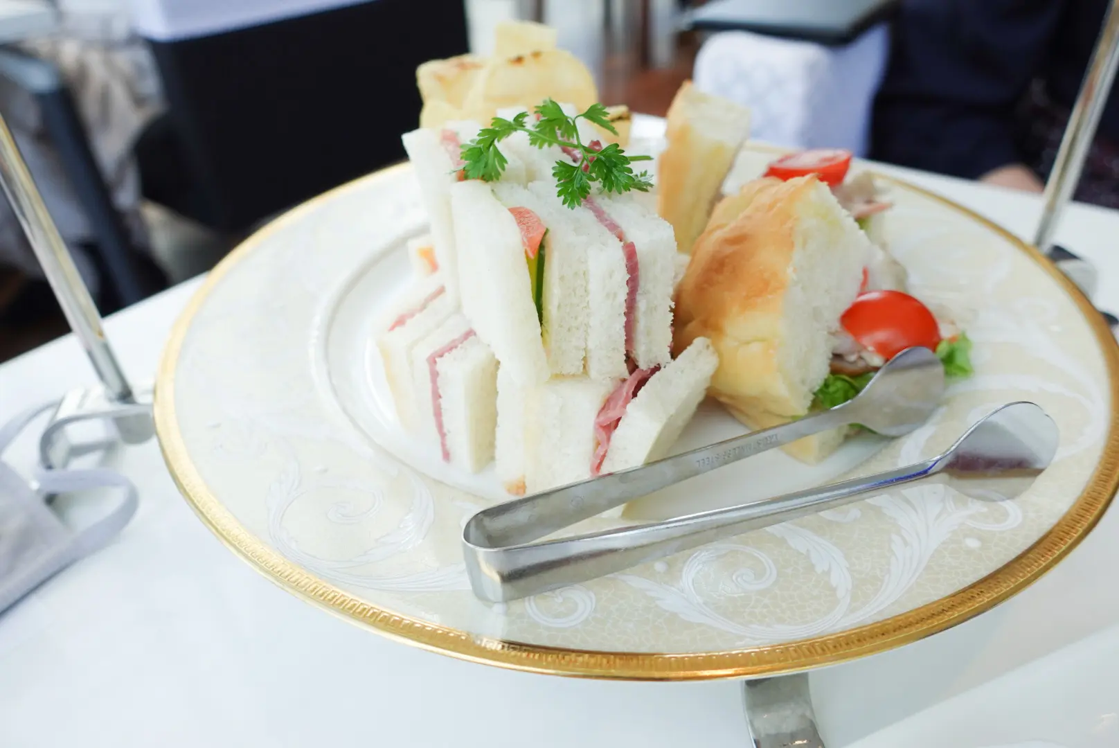 ドラマ半沢直樹のロケ地!?大阪にあるThe Grand Cafeでアフタヌーンティーをしたらとても眺望が良かった!甘いものばかりではないので男性にもおすすめ★_4