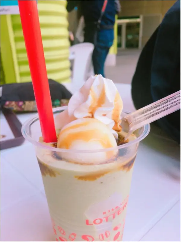 ロッテリアのシェイクが冬に食べたいあのアイスと絶賛コラボ中♡_2