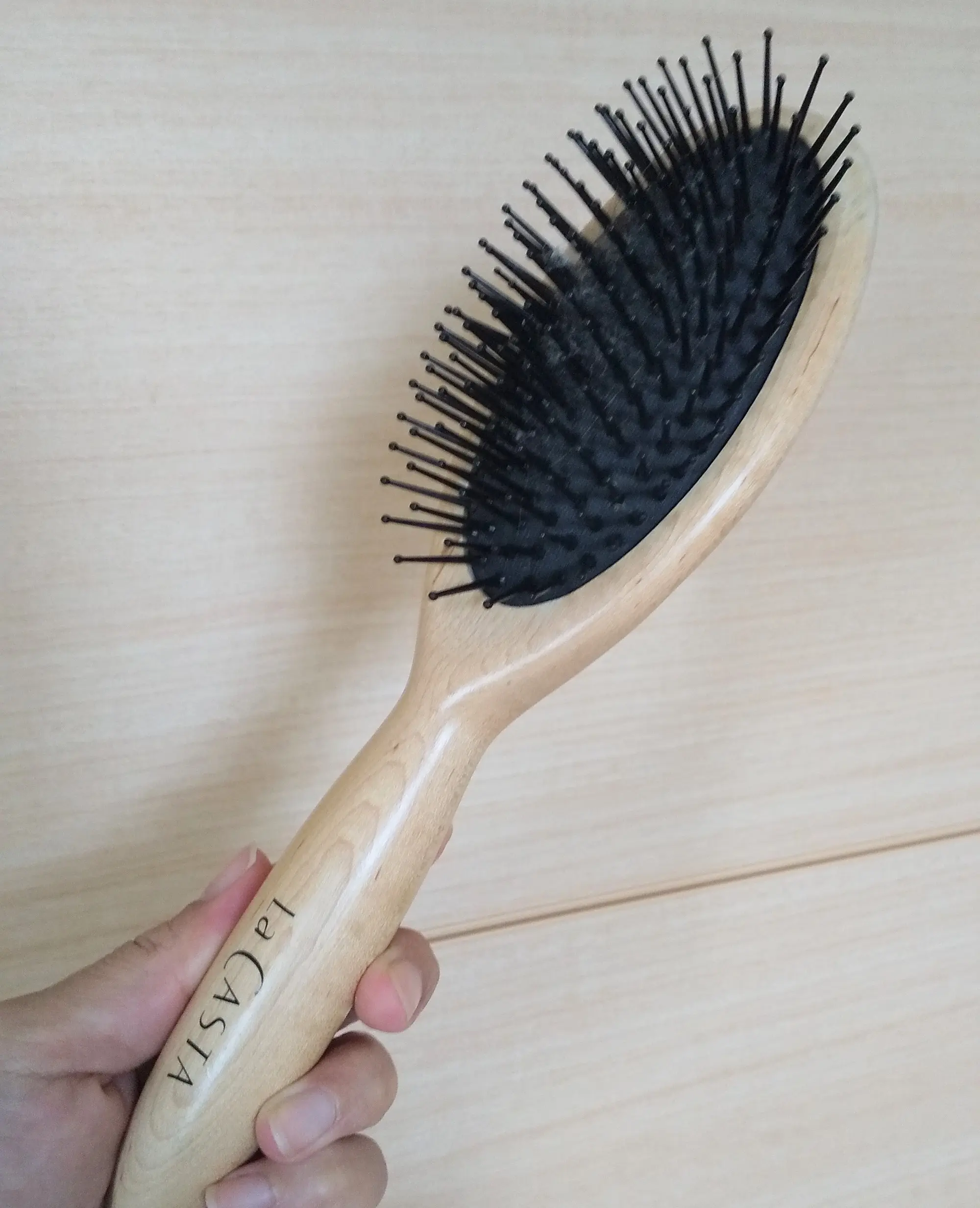 【えっ!?こんなにツヤツヤに?】La CASTAのヘアブラシで頭皮も毛先も元気に!!効果に驚き!_10