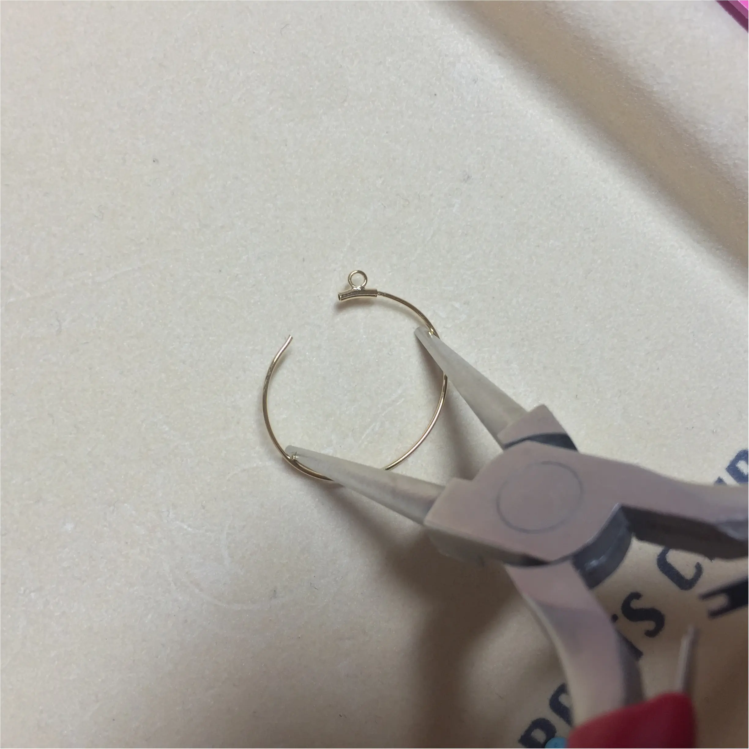 【通すだけの簡単ハンドメイド♡】ターコイズをアクセントに♪夏カラーで作るフープイヤアクセ☺︎_2