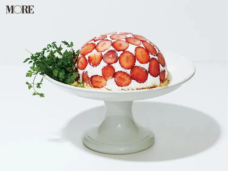 簡単スイーツレシピで作ったいちごドームケーキ