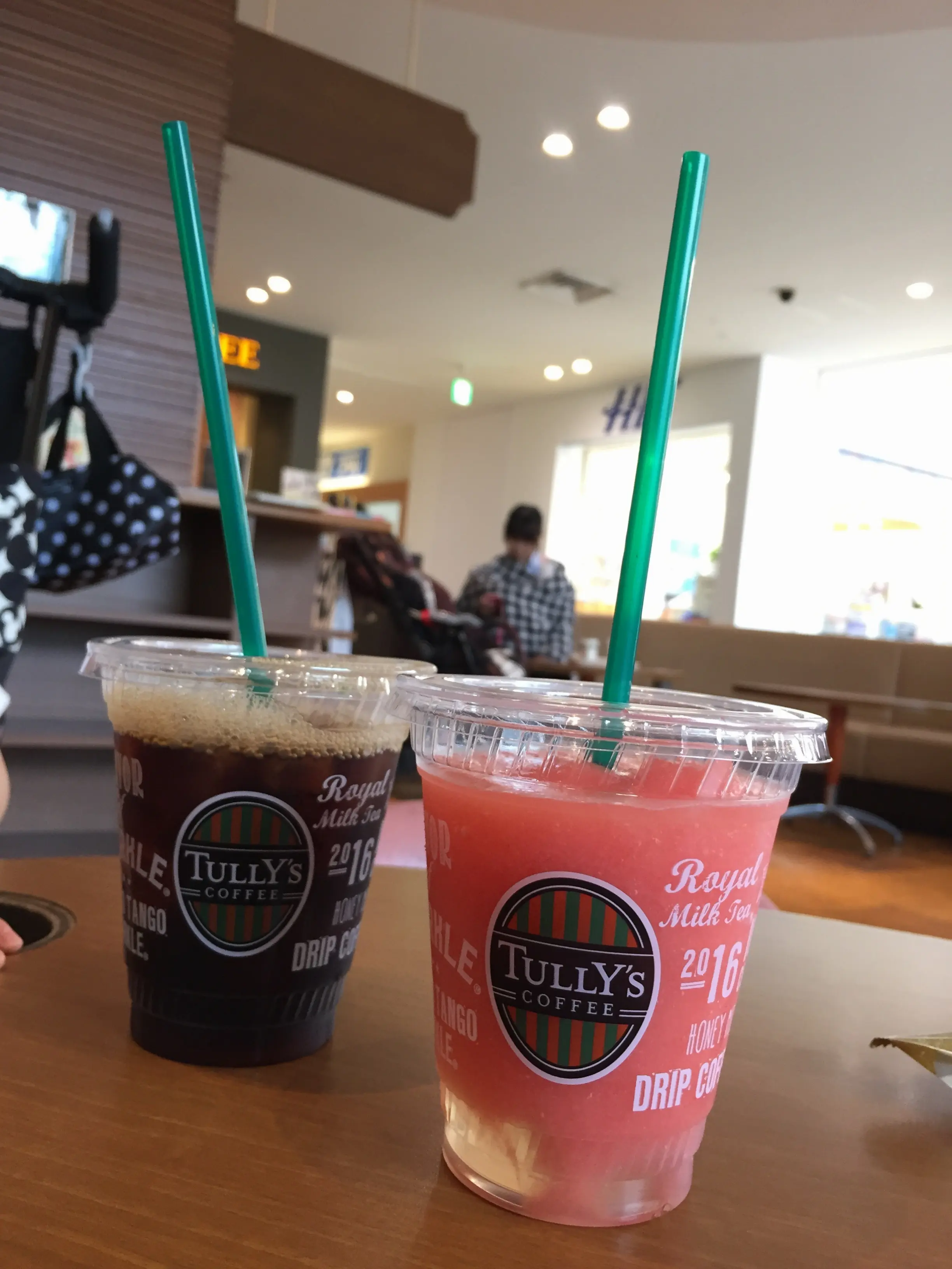 もう投稿した?タリーズの今夏キャンペーン*_1