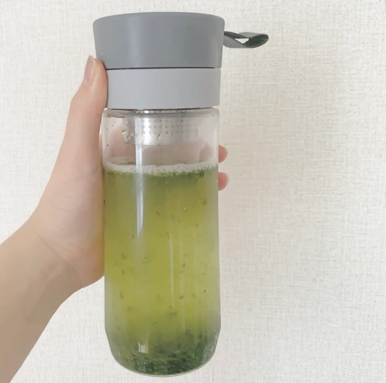 【便利グッズ】ふるふるするだけ!!簡単に伊藤園の緑茶が出来ちゃう夏にぴったりグッズ✩*॰¨̮_3