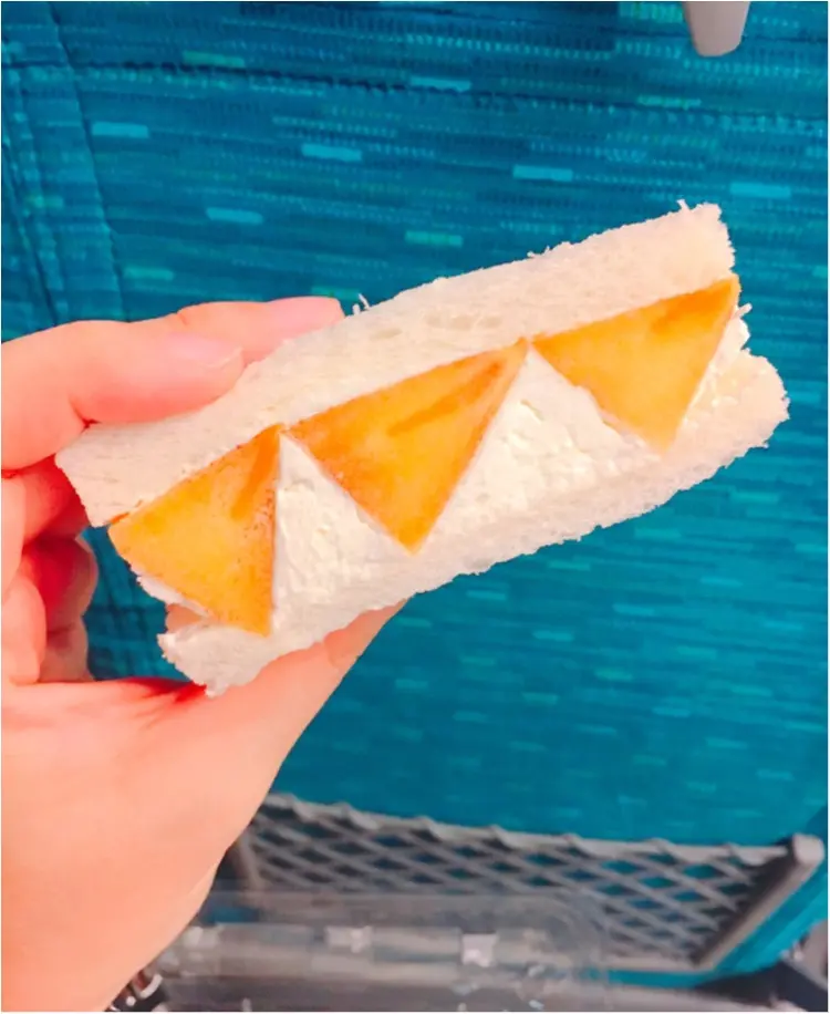 【出張グルメ】ジューシーなフルーツにふわっふわのクリームに癒される♡ 新大阪駅ナカで買える!『山口果物』の絶品フルーツサンド♡_4