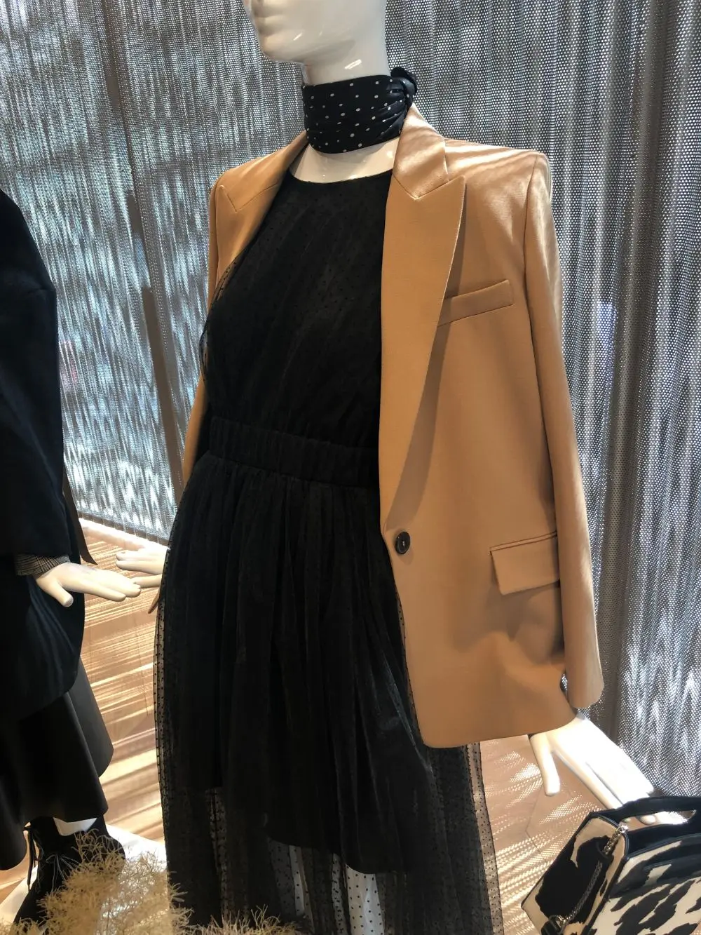 『ZARA』の秋冬はロマンティック&スパイシー☆ 展示会で見つけたバッグやアクセ、シューズに大注目! 記事Photo Gallery_1_4