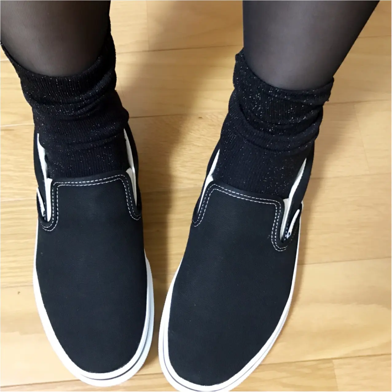オールシーズン使える《VANSのスリッポン》❤︎秋冬は足元コーデを楽しんで☺︎_4