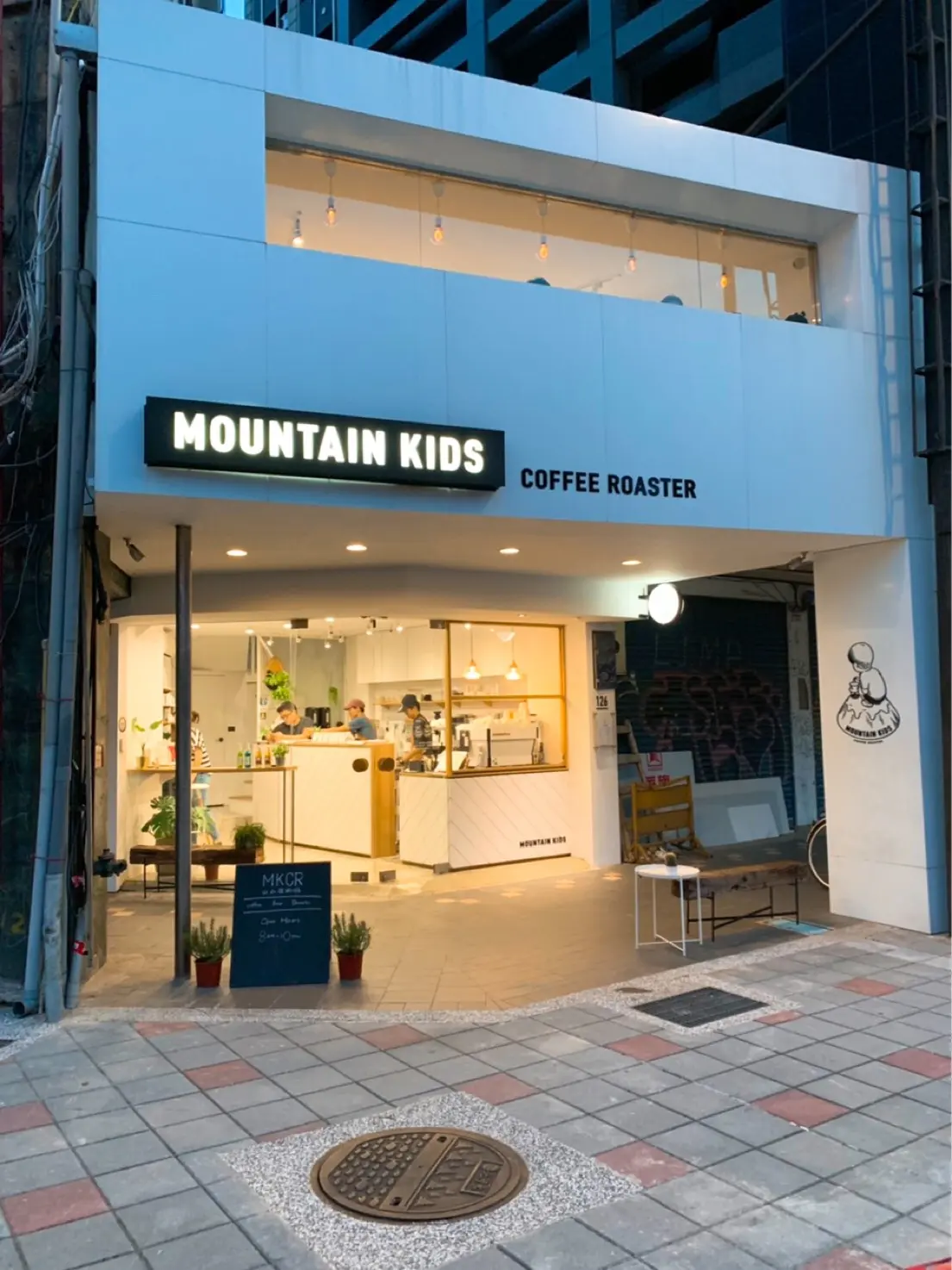 《台北のカフェ》観光名所「北門」が眺められるお店&美味しくておしゃれなケーキが楽しめるお店【 #TOKYOPANDA のおすすめ台湾情報 】_1