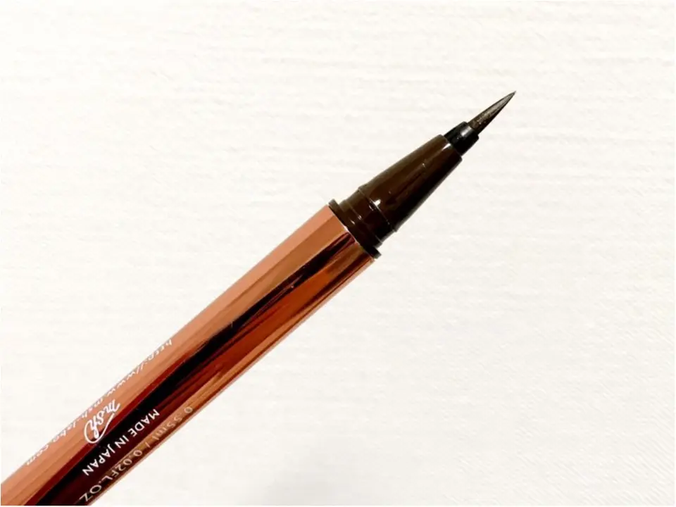 描きやすくて持ちがいいアイライナー「ラブライナー」_3