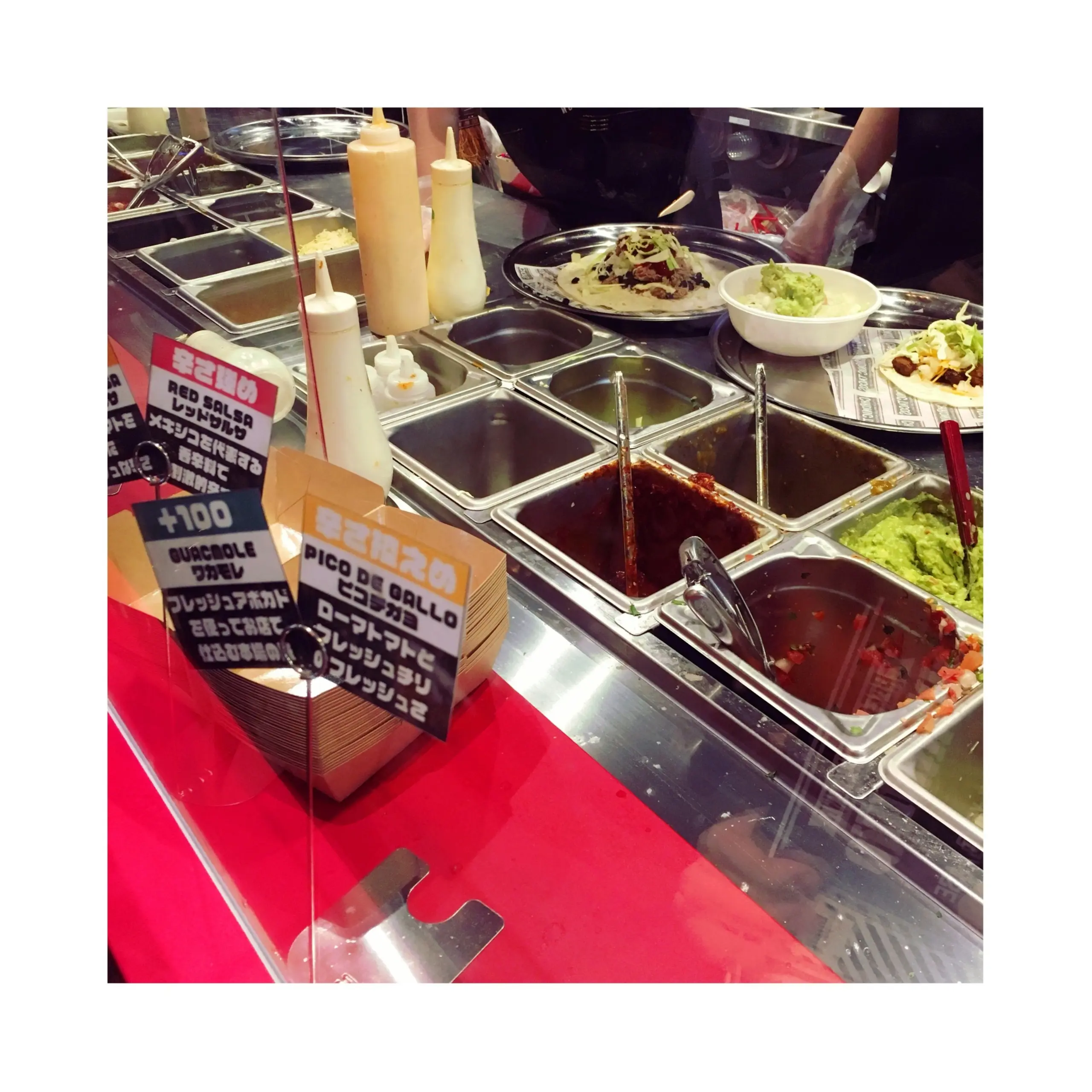 《3/8日本初上陸★》新鮮な食材から自由にカスタマイズ♪カリフォルニア発のメキシカン【クロニックタコス】が銀座にOPEN❤️3日間限定のドリンク無料キャンペーンも…?!_5