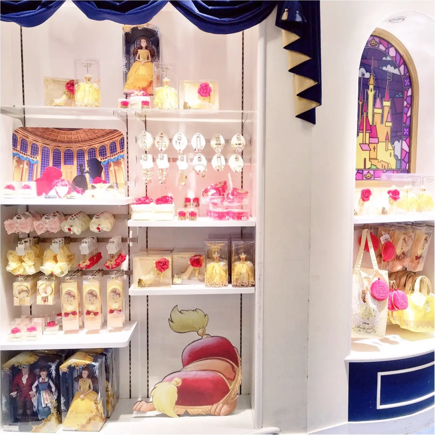 ♡Be Our Guest♡まるで舞踏会に招待されたみたい!渋谷ディズニーストアの『美女と野獣』デコレーションをご紹介(﹡´◡`﹡ )_12