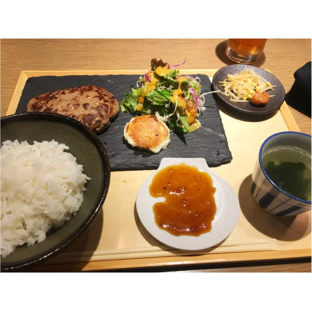 【みらい横丁】横浜みなとみらいグルメは地下もアツい!旨いお肉&ワイン店を紹介!_3
