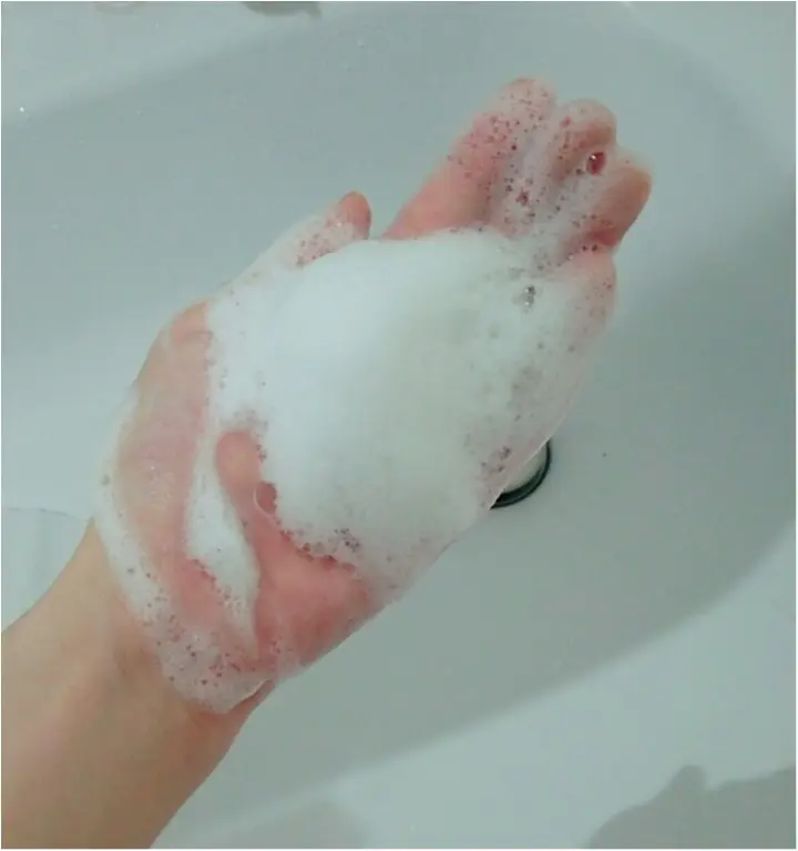 毛穴で悩むすべての女性に!!【肌極 つるすべ素肌洗顔料 】(443 まゆ_3