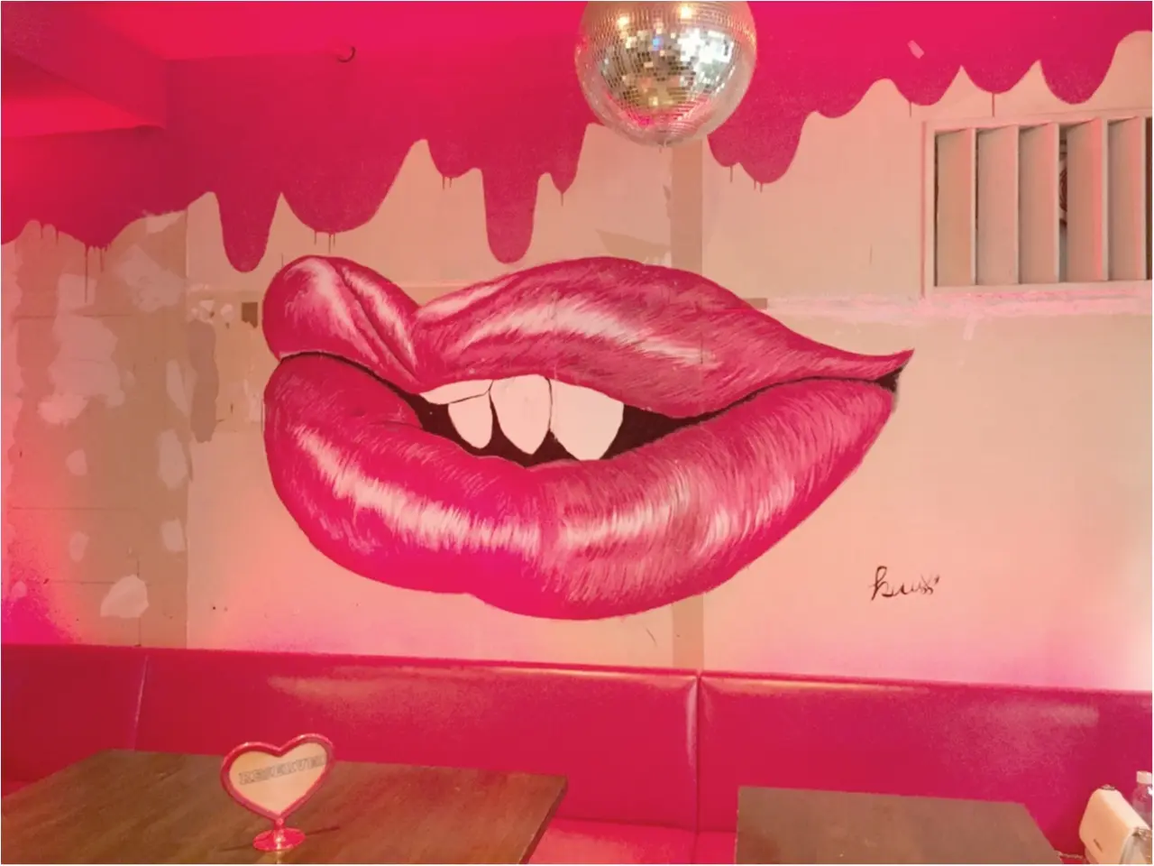 ピンクが可愛いフォトジェニックなカフェなら 渋谷の カフェフラミンゴ へ Moreインフルエンサーズブログ Daily More