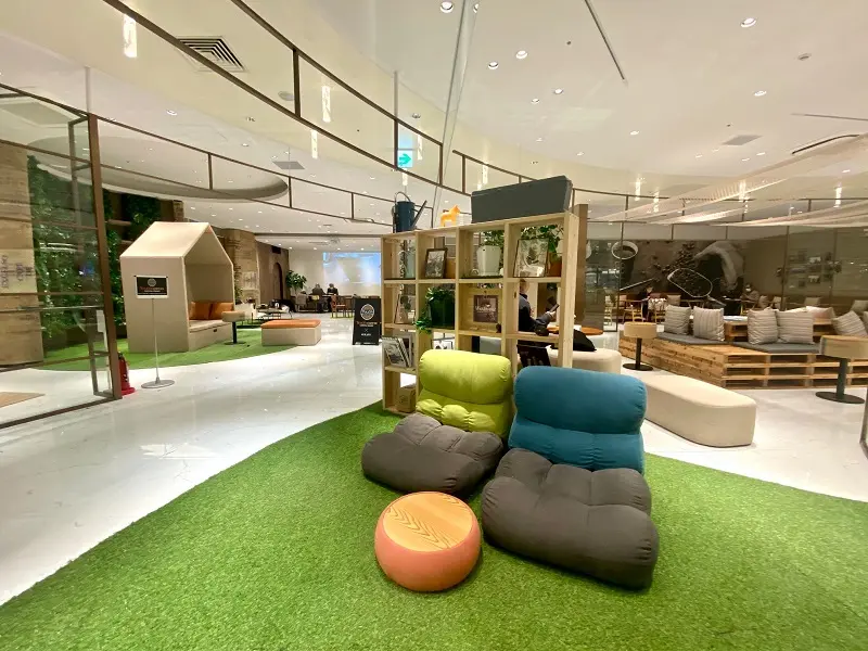 タリーズ新作「渋谷スクランブルスクエア店」内観