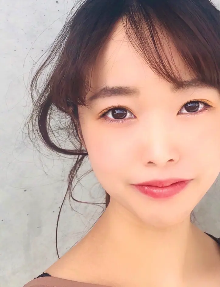 【#春メイク】目元も春めいて❁タンポポのような鮮やかイエローでご機嫌オーラを♡エレガンスクルーズ アイカラーミジェット_8