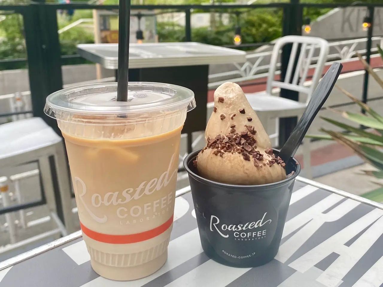 カフェラテとコーヒーソフト