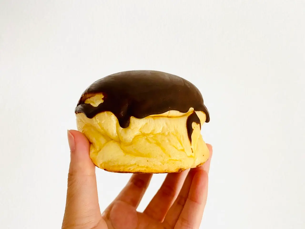【セブンイレブン】プリン?パン?話題の新商品《プリンみたいなパン》を食べてみた♡_3