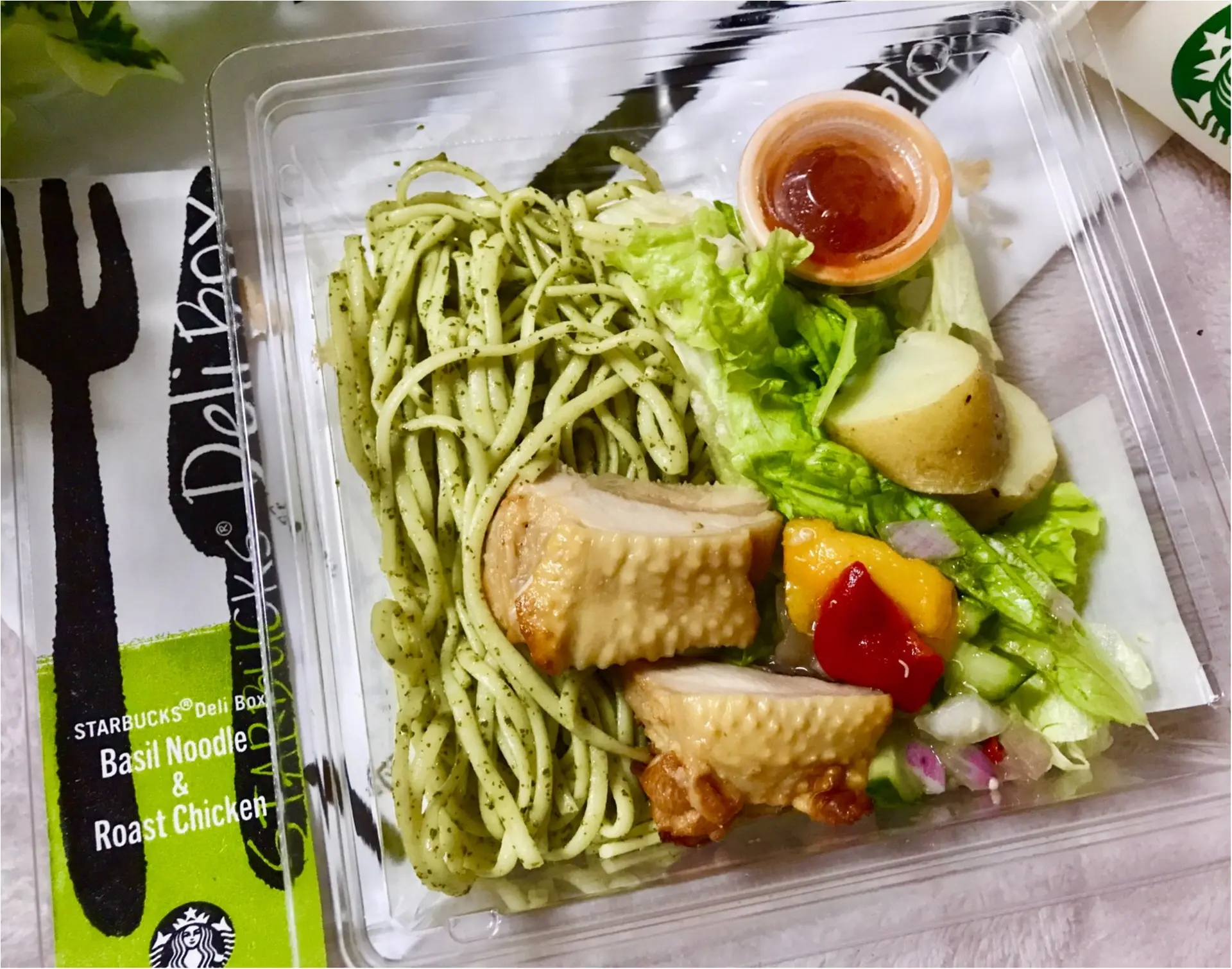 【スタバ】コーヒーだけじゃない!スタバ初!意識高い系ランチ《デリボックス》が本日新発売★肉×野菜×パスタが一度に摂れるボリューム満点ヘルシーデリ♡♡_2