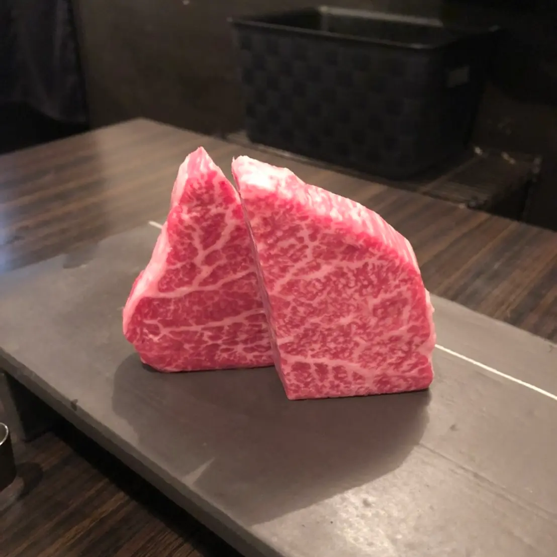 【食べログ ランキング1位!】予約困難の超人気焼肉店《SATOブリアン》に行ってきました♡_5