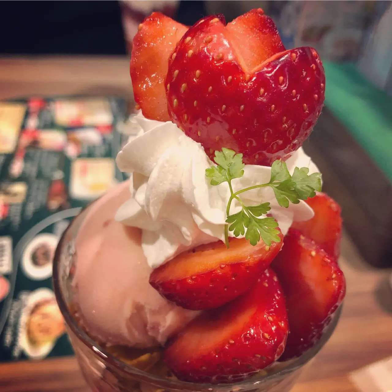 <いちごフェア>ハートカットの"あまおう"がかわいすぎる♡高コスパパフェを食べるならココ!_2