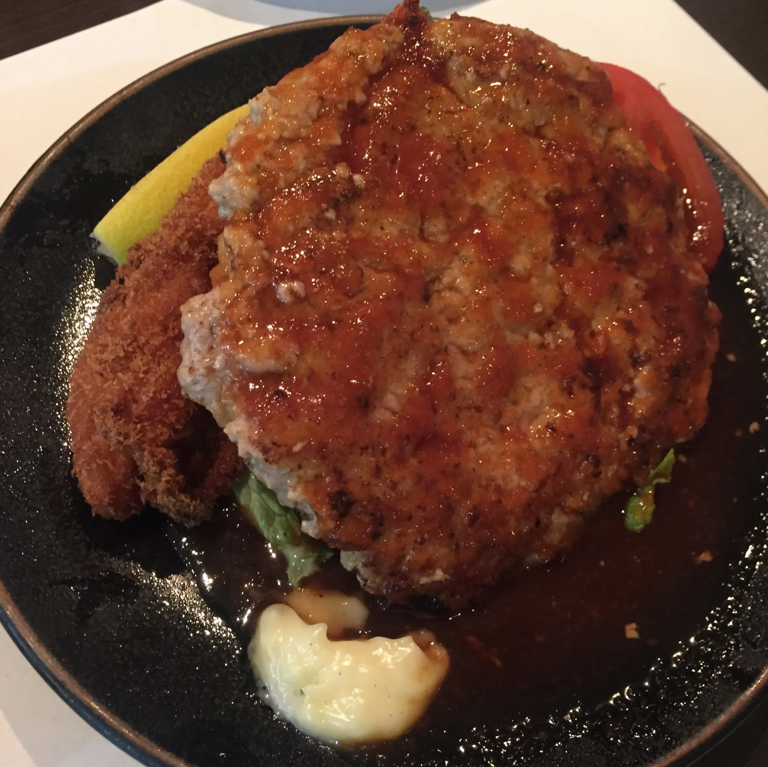 歌手のゆきこちゃんと、大きなハンバーグを食べに谷六へ、、♡_2