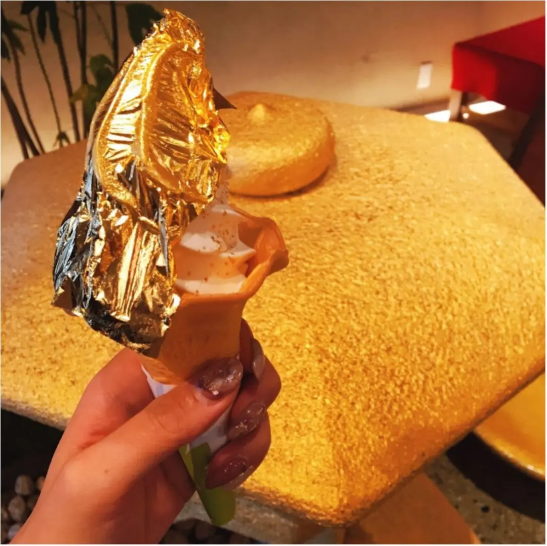 金沢 ソフトクリーム 金箔 箔一