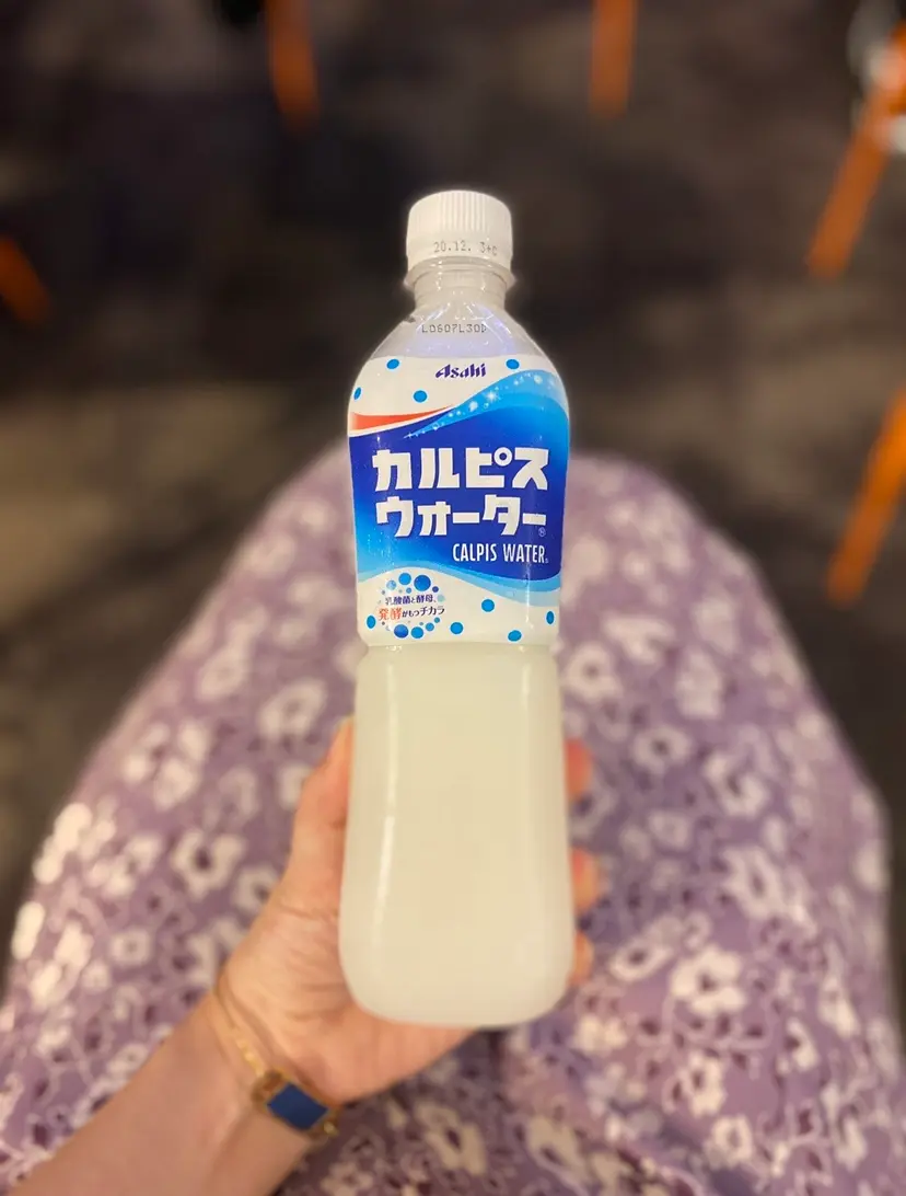 さわって〜と言いたくなるくらいのうるツヤ肌へ。世界初!乳酸発酵ヒアルロン酸入りの極潤PREMIUMをお試し!_1