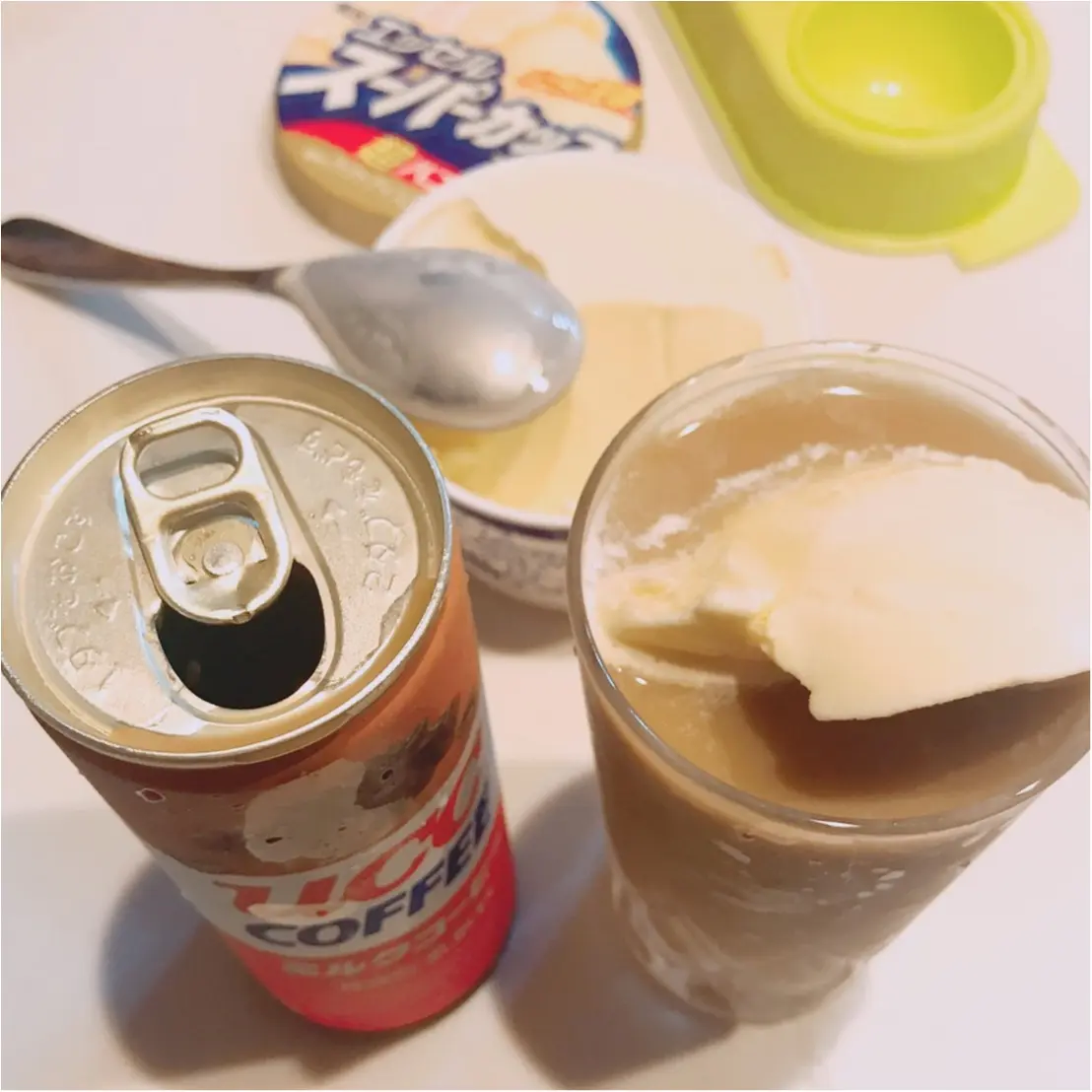 1分de簡単 #おうちカフェ部♡材料2つでできる絶品コーヒーフロートの作り方_4