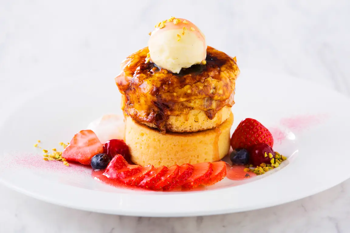 大人のための【いちごパンケーキ】と【いちごパフェ】。どちらかなんて選べない〜〜! 『インターコンチネンタル 東京ベイ』で12/26(火)まで♡_2