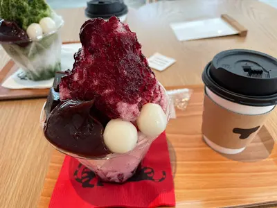 ブルーベリーかき氷の写真