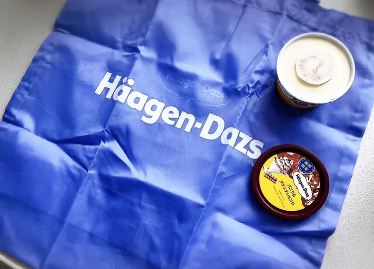 【おすすめアイス】期間限定♩ハーゲンダッツの華やかバニラ×ビターなチョコのハーモニー( ´ ▽ ` )オリジナルエコバッグも可愛い♡_3