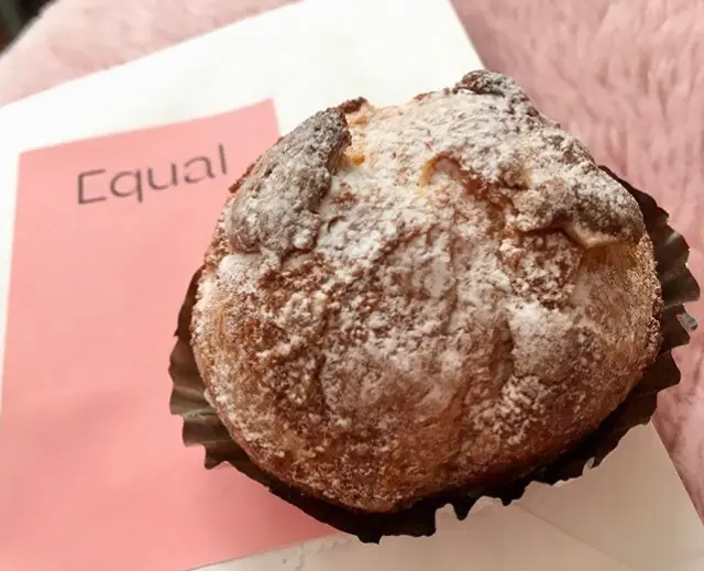 一度は食べたい行列必至の大人気店のチーズケーキとシュークリーム。_2