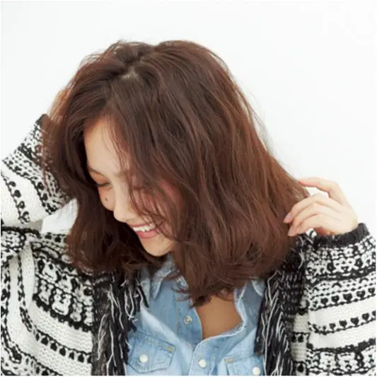 【武智志穂Presents】冬から春に上手にシフトできる「旬小物×ヘアメイク」ーハット編ー_6