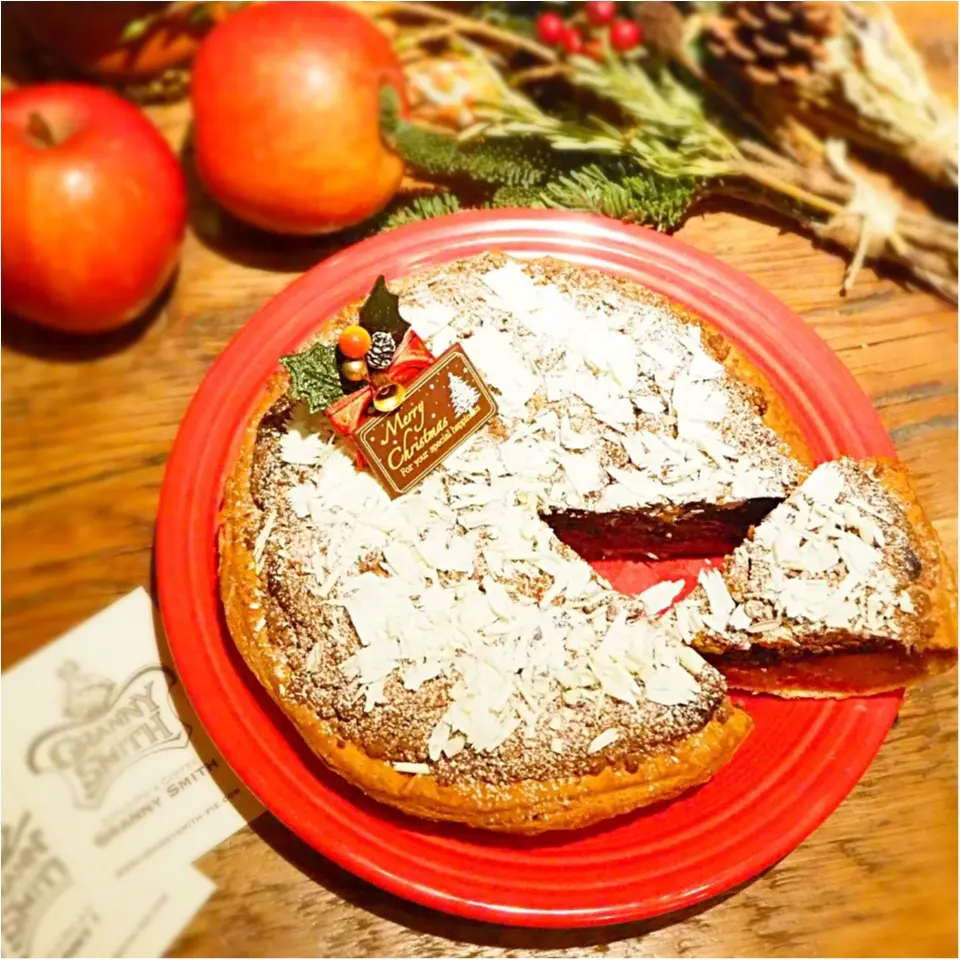 Xmasスイーツはケーキだけじゃない♡期間限定アップルパイはいかが♬_1