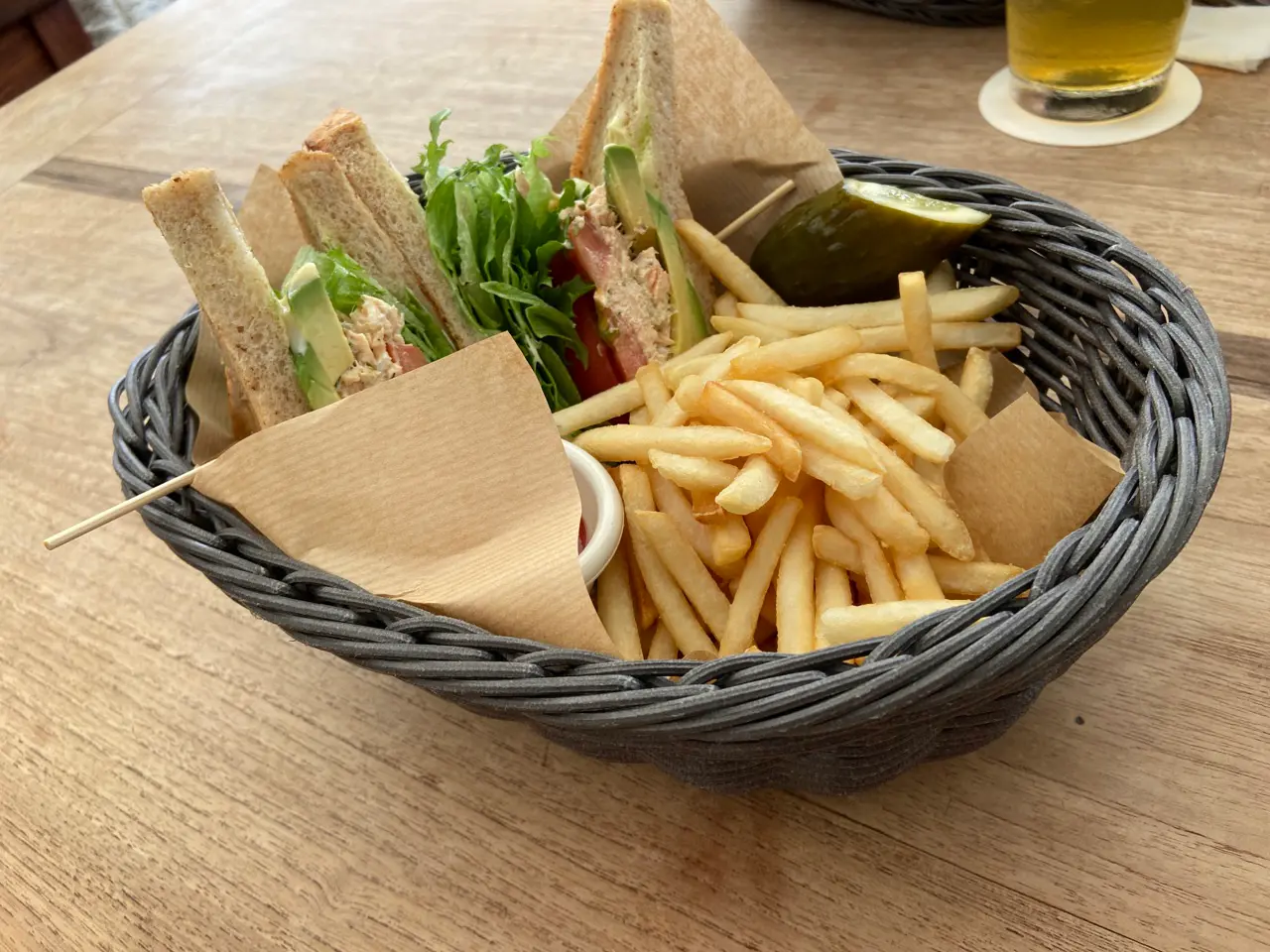都会の運河を眺めながら、テラスでゆったりランチ✴︎_6