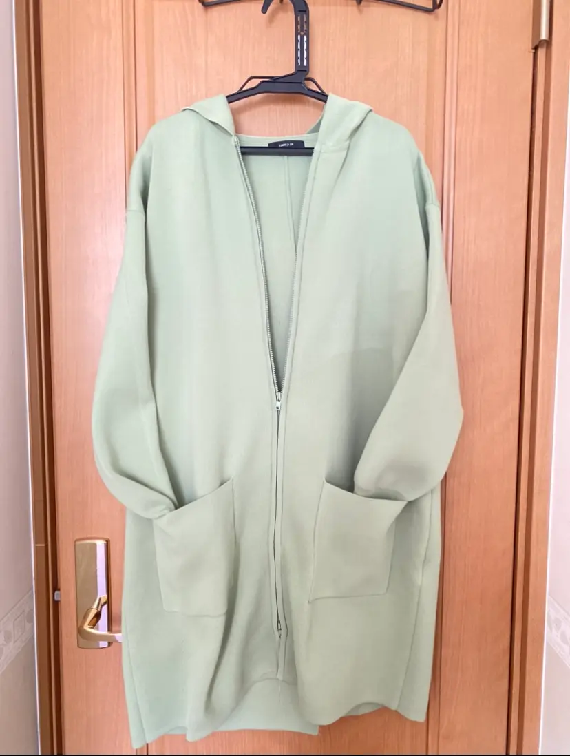 ドラマ「着飾る恋には理由があって」で川口春奈さんが着用してたパーカーを買ってみた!_1