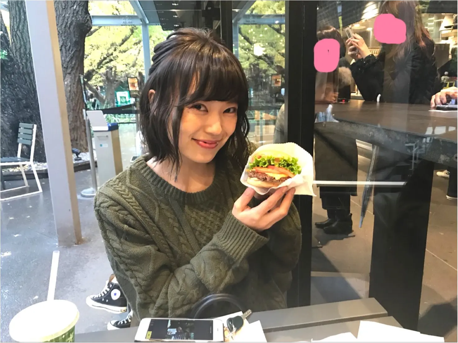 今の時期だから楽しめる!美味しいハンバーガーを食べるなら、ここがオススメ!_3