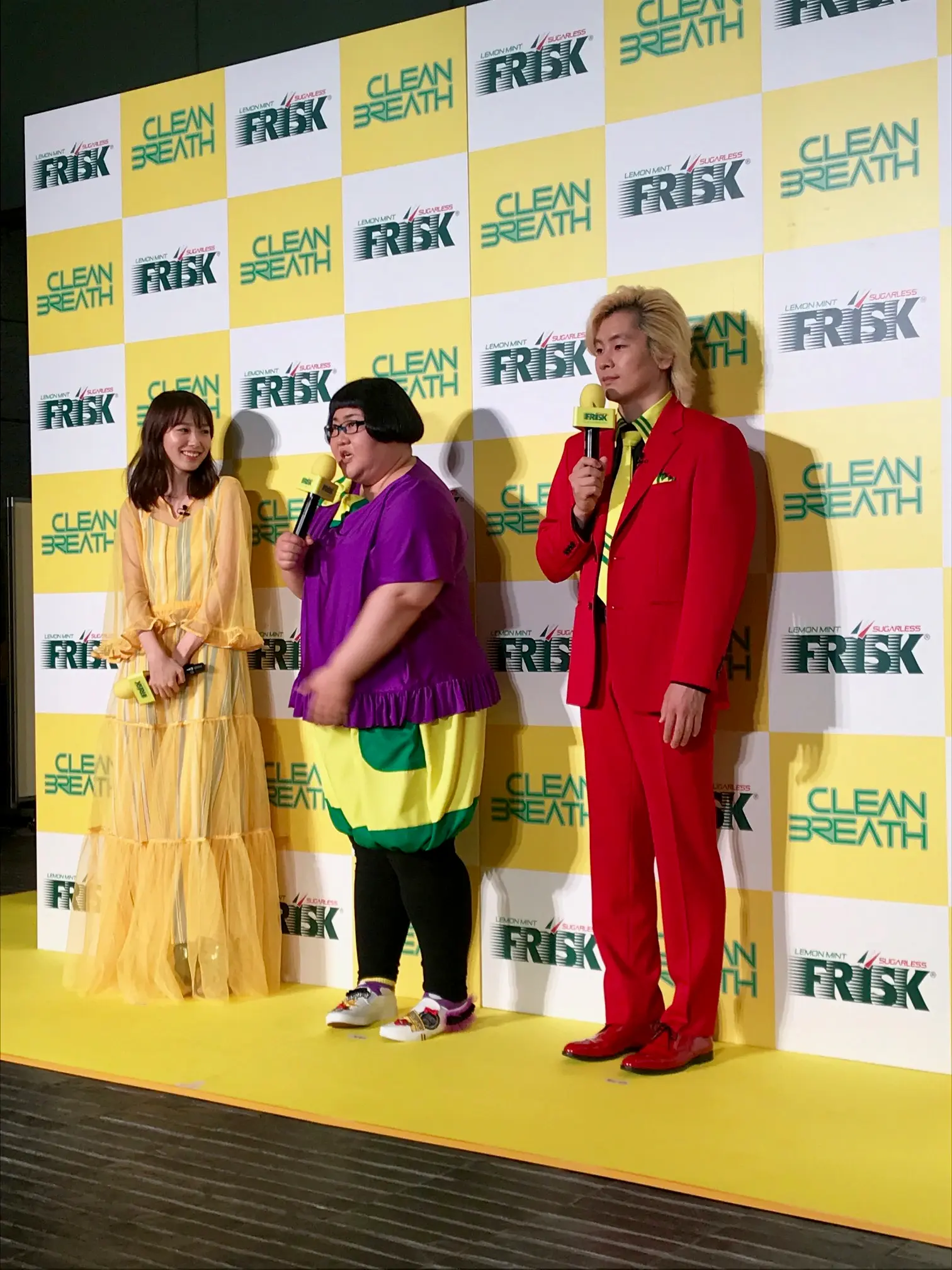 飯豊まりえ、カズレーザーさん、安藤なつさんが「フリスク クリーンブレス」新作発表会に登場!_3
