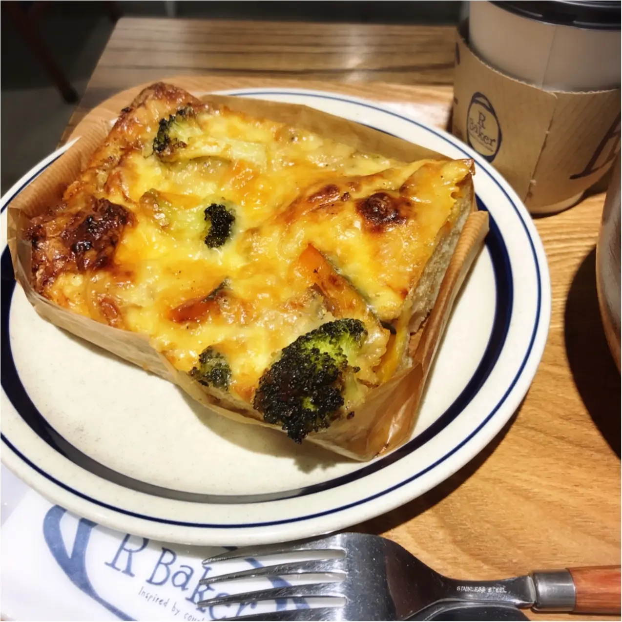 TSUTAYAが運営するカフェ【R Baker(アールベイカー)】でパンランチ♡_3